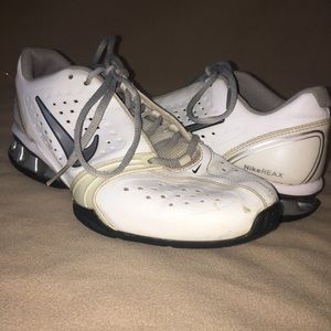 Nike REAX Tennis Shoes